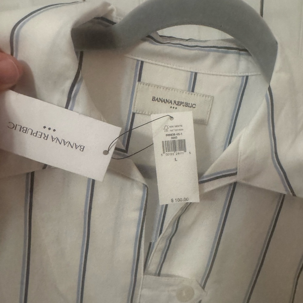 Banana Republic White Sleeveless Button-Up with Navy Pinstripes - Picture 3 of 7